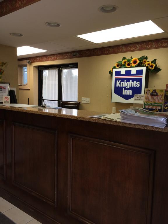Knights Inn Newport Exterior foto